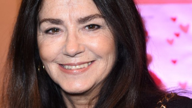 FEMME ACTUELLE - Babeth Étienne, ex-femme de Johnny Hallyday : On m’a beaucoup zappée mais pour Johnny, j’étais son roc - INTERVIEW