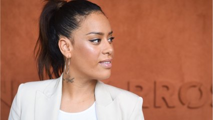 FEMME ACTUELLE - Amel Bent sexy : elle ose le look cuir et satin (ses fans adorent)