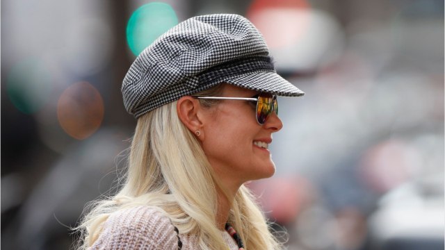 FEMME ACTUELLE - Laeticia Hallyday a fait la paix avec David et Laura Smet