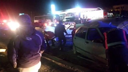 Zonguldak'ta iki otomobil çarpıştı: 2 yaralı