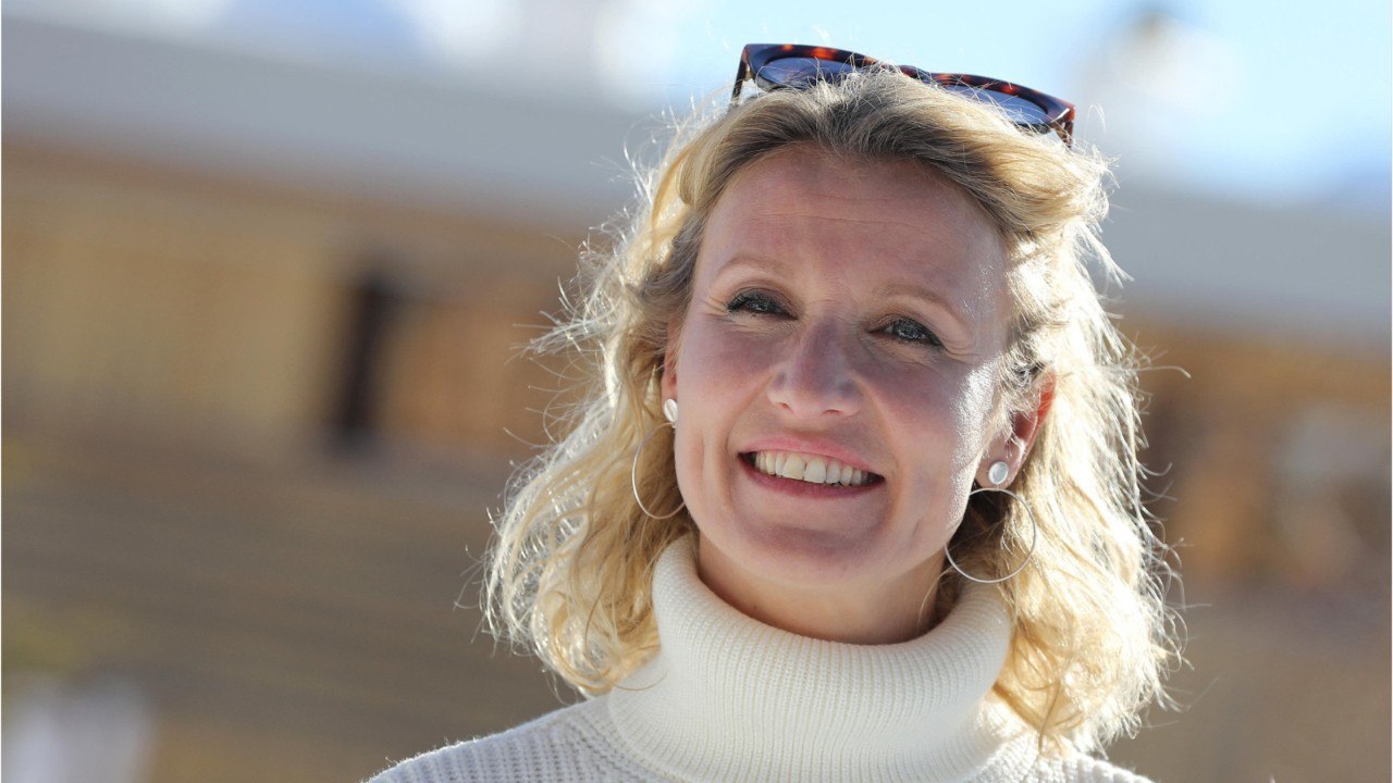 FEMME ACTUELLE - Alexandra Lamy : pourquoi elle s’est exilée à Londres après son divorce avec Jean Dujardin