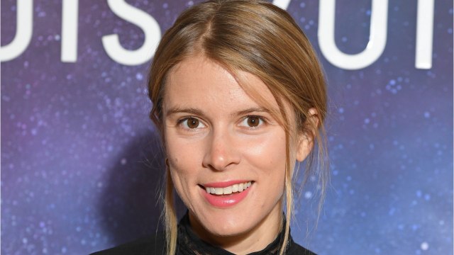 FEMME ACTUELLE - Bernard de La Villardière : qui est Monica Ainley, la (célèbre) femme de son fils, Marc ?