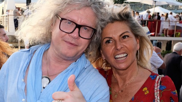 FEMME ACTUELLE - Il me traite de salope ou de pute : gros clash entre Caroline Margeridon et Pierre-Jean Chalençon