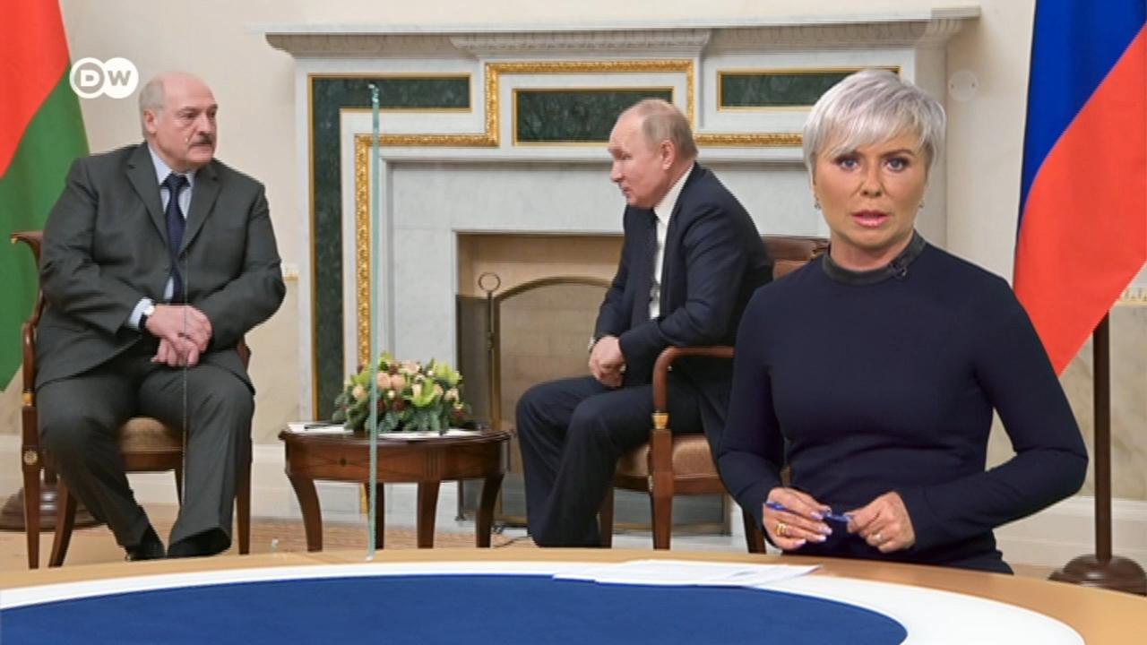 Лукашенко и Путин: чем продиктован жесткий крен Минска в сторону Москвы? DW Новости (29.12.2021)