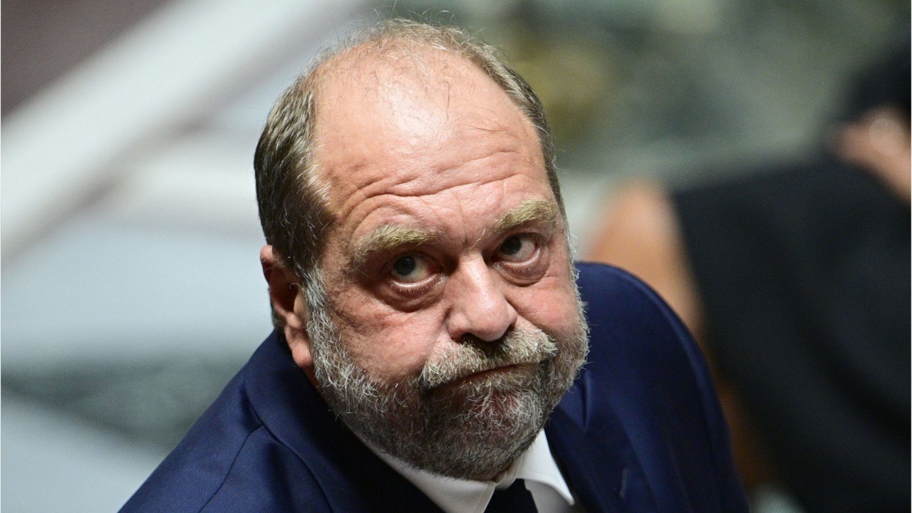 FEMME ACTUELLE - "Il y avait un T de trop" : Éric Dupond-Moretti tacle sévèrement une députée pour une faute de français