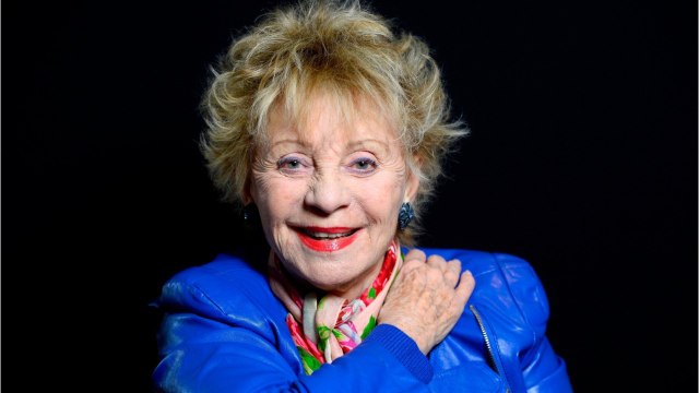 FEMME ACTUELLE - Mort d'Annie Cordy : sa nièce, Michèle Lebon, donne des détails sur les obsèques
