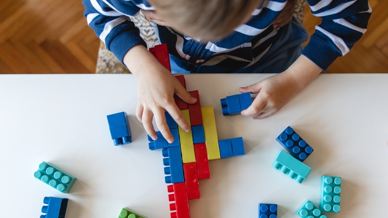 Ikea et Lego collaborent pour rendre le rangement plus ludique