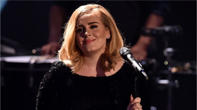 FEMME ACTUELLE - Adele arbore un nouveau look : elle est méconnaissable !
