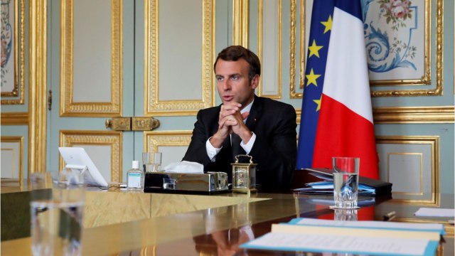 FEMME ACTUELLE - Emmanuel Macron : cette manie qui augmente la facture de l'Élysée