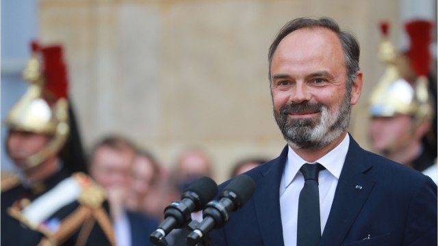 FEMME ACTUELLE - Edouard Philippe : son adorable surprise à sa femme Edith juste avant de quitter Matignon