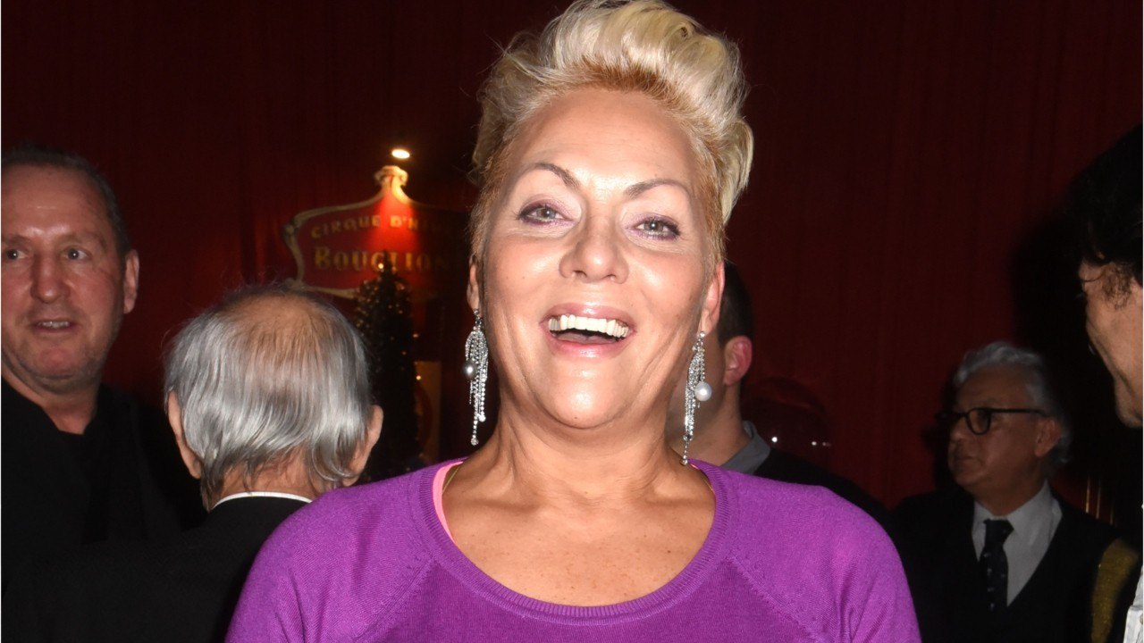 FEMME ACTUELLE - Valérie Bénaïm : Bouleversée Par La Mort D'Hermine De Clermont-Tonnerre, Elle Lui Rend Hommage