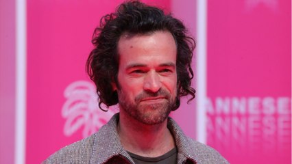 FEMME ACTUELLE - “L’arnacœur” : l’apparition surprise de Caroline, la sœur de Romain Duris !