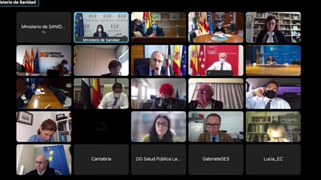 Sanidad y CCAA acuerdan reducir la cuarentena de los positivos en COVID-19 a siete días