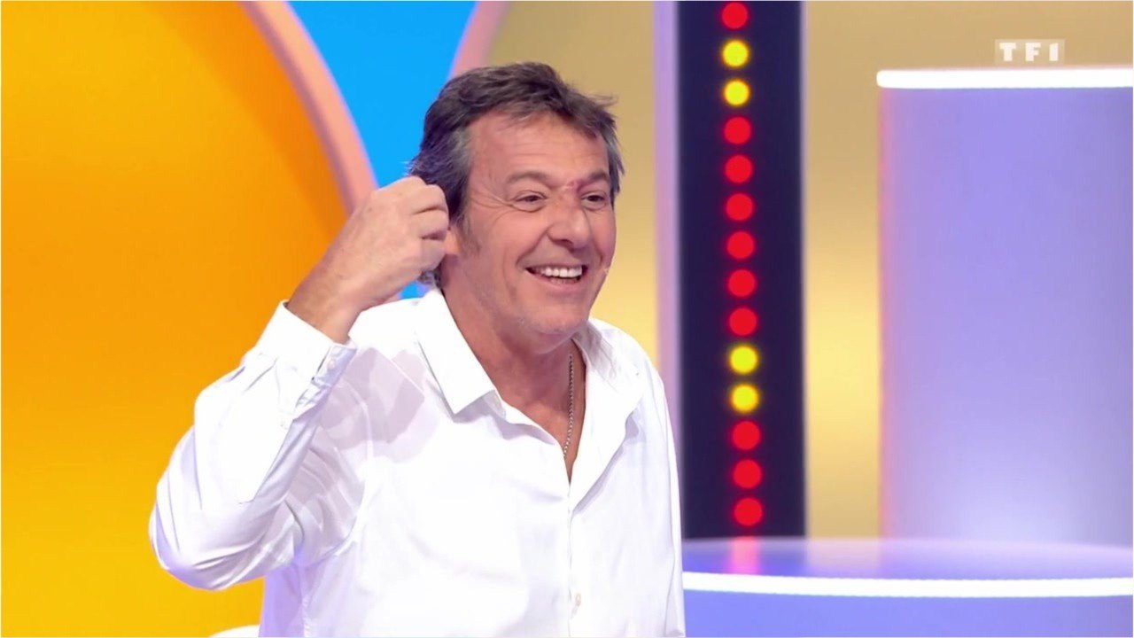 FEMME ACTUELLE - “Les 12 coups de midi” : Jean-Luc Reichmann se moque du hobby “vintage” d’une candidate