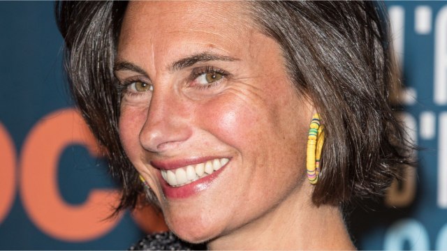 FEMME ACTUELLE - Alessandra Sublet irrésistible dans une petite robe ultra-tendance