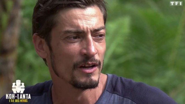 FEMME ACTUELLE - Koh Lanta : Claude trop sollicité par les téléspectatrices, sa femme met les choses au clair