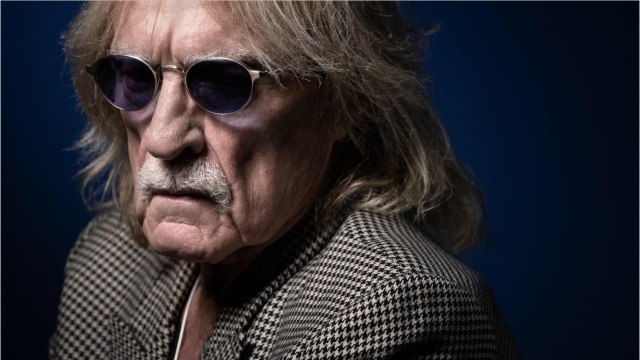 FEMME ACTUELLE - Héritage de Christophe : le chanteur serait criblé de dettes