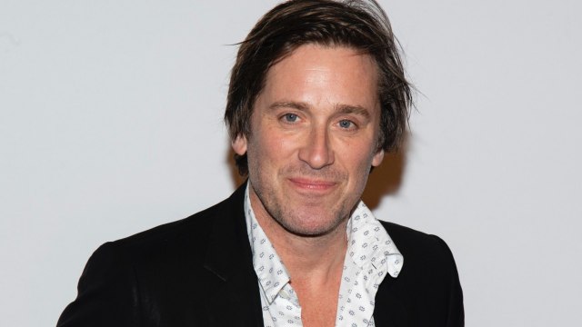 FEMME ACTUELLE - Thomas Dutronc très angoissé : il s'inquiète pour la santé de sa mère, Françoise Hardy