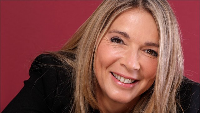 FEMME ACTUELLE - Mystères de l’amour : Hélène Rollès a pris tous les risques pour se rendre sur le tournage