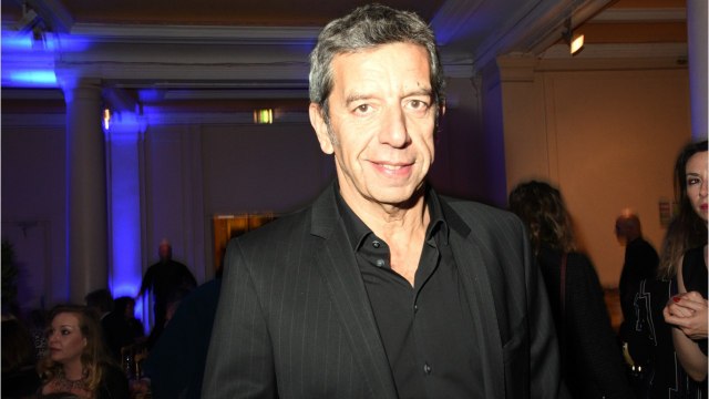 FEMME ACTUELLE - Michel Cymes va-t-il remettre ses enfants à l’école ? Il répond