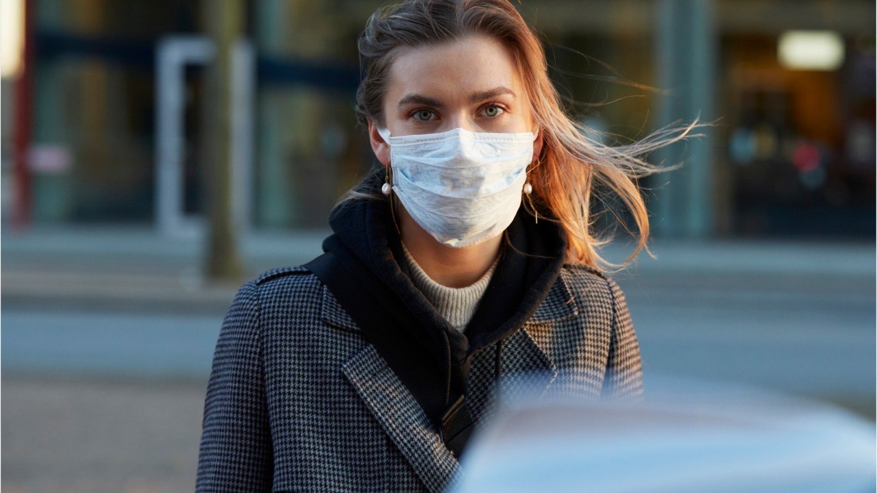 FEMME ACTUELLE - Port du masque : quels sont les dégâts sur la peau et comment y remédier ?