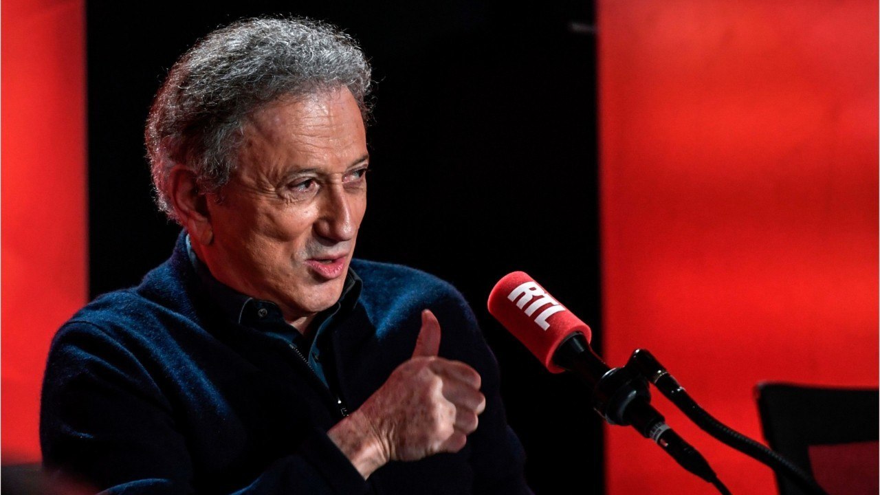 FEMME ACTUELLE - "Vivement Dimanche" : Michel Drucker annonce le retour de l'émission dans une nouvelle version