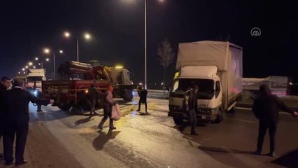 ESKİŞEHİR - Kamyonetin devrilmesi sonucu sürücü yaralandı