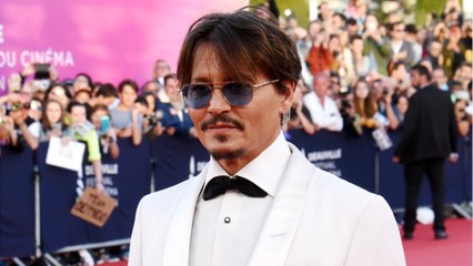 FEMME ACTUELLE - Johnny Depp confiné en France : à quoi ressemble sa maison à Saint-Tropez ?