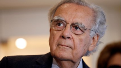 FEMME ACTUELLE - Bernard Pivot se confie sur ses retrouvailles avec sa compagne “en première ligne” contre le coronavirus