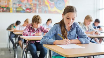 FEMME ACTUELLE - Réouverture des écoles : mesures de sécurité, port du masque... Toutes les recommandations du Conseil scientifique