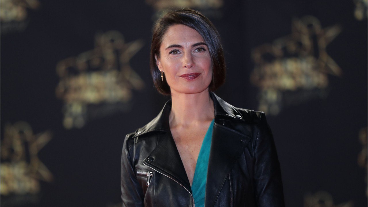 FEMME ACTUELLE - Alessandra Sublet confinée : ce message de soutien "à toutes les filles" qui rassure