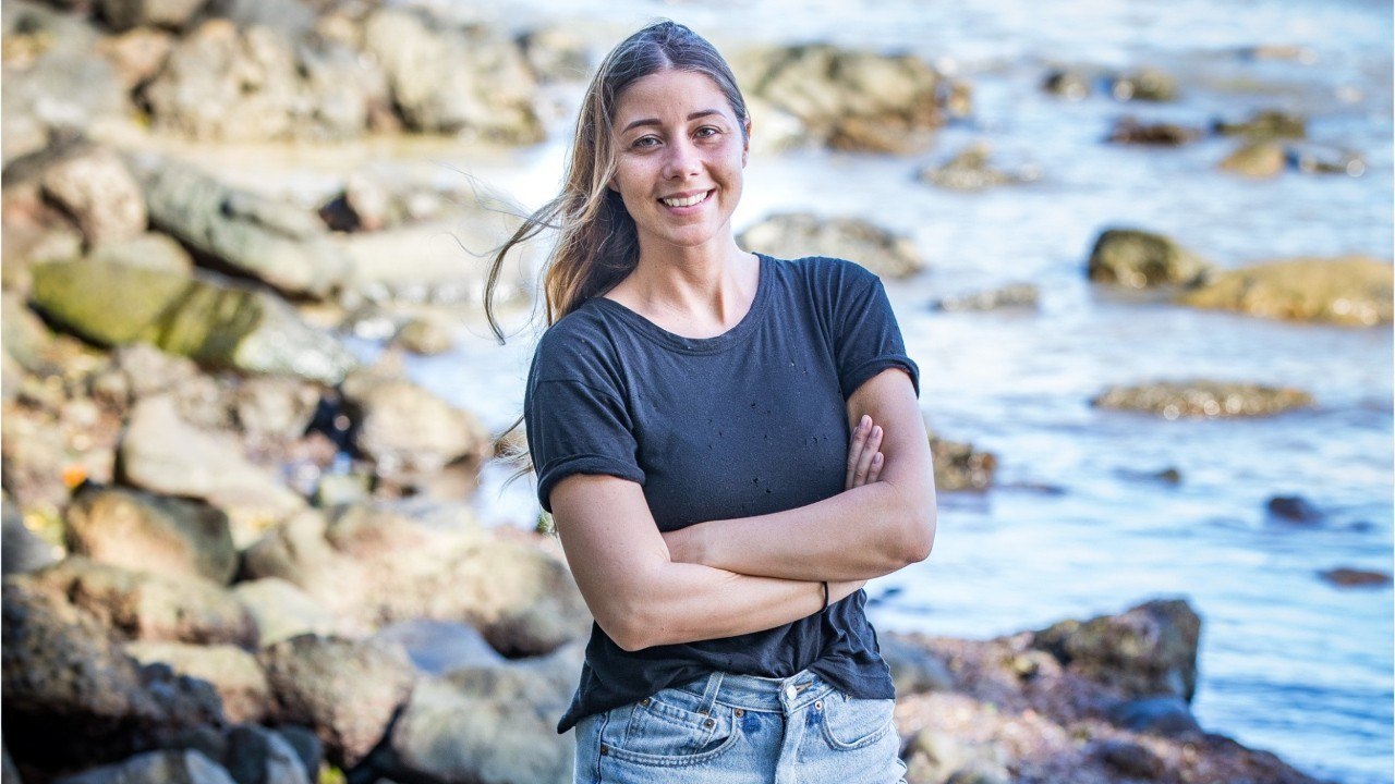 FEMME ACTUELLE - Charlotte ("Koh-Lanta") assume "ses bourrelets" en bikini : "J'ai appris à m'accepter"
