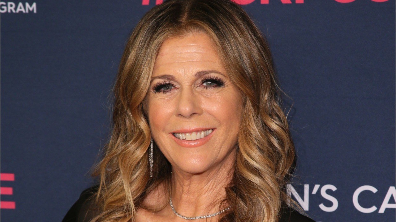 FEMME ACTUELLE - Qui est Rita Wilson, la femme de Tom Hanks, elle aussi malade du Coronavirus?