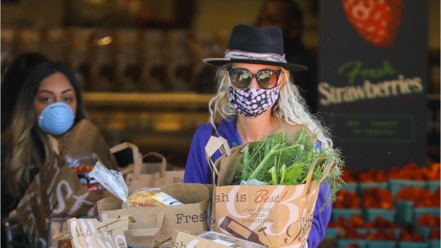 FEMME ACTUELLE - Laeticia Hallyday : Ce Soutien Inattendu Adressé Au Professeur Didier Raoult