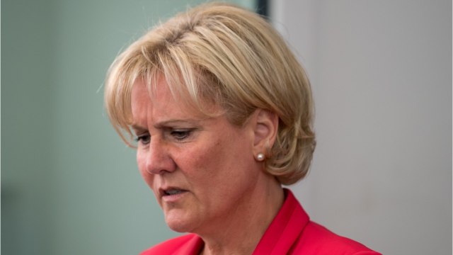 FEMME ACTUELLE - Nadine Morano : traitée d'irresponsable par Michel Cymes, elle exige des excuses publiques