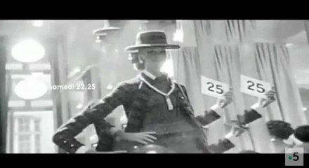 Empreintes : Karl Lagerfeld, un roi seul