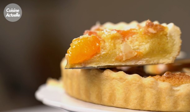 CUISINE ACTUELLE - Qu'est-ce qu'on mange ce soir ? Tarte aux abricots et aux amandes