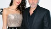 FEMME ACTUELLE - Amal Clooney, divine en robe blanche et maxi capeline au bras de George