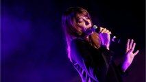 FEMME ACTUELLE - Carla Bruni en concert : son premier fan Nicolas Sarkozy venu en spectateur