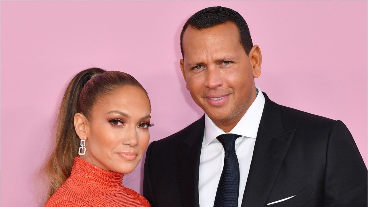 FEMME ACTUELLE - Jennifer Lopez : le cadeau délirant offert par son mari Alex Rodriguez pour ses 50 ans