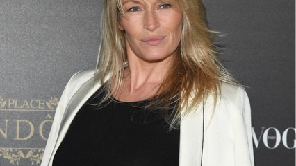 FEMME ACTUELLE - Estelle Lefébure fière de son union avec David Hallyday : “C'est ma famille”