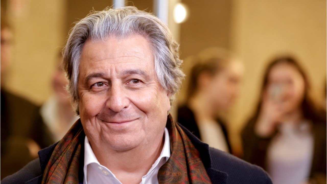 FEMME ACTUELLE - Christian Clavier se paie le réalisateur de "Camping"