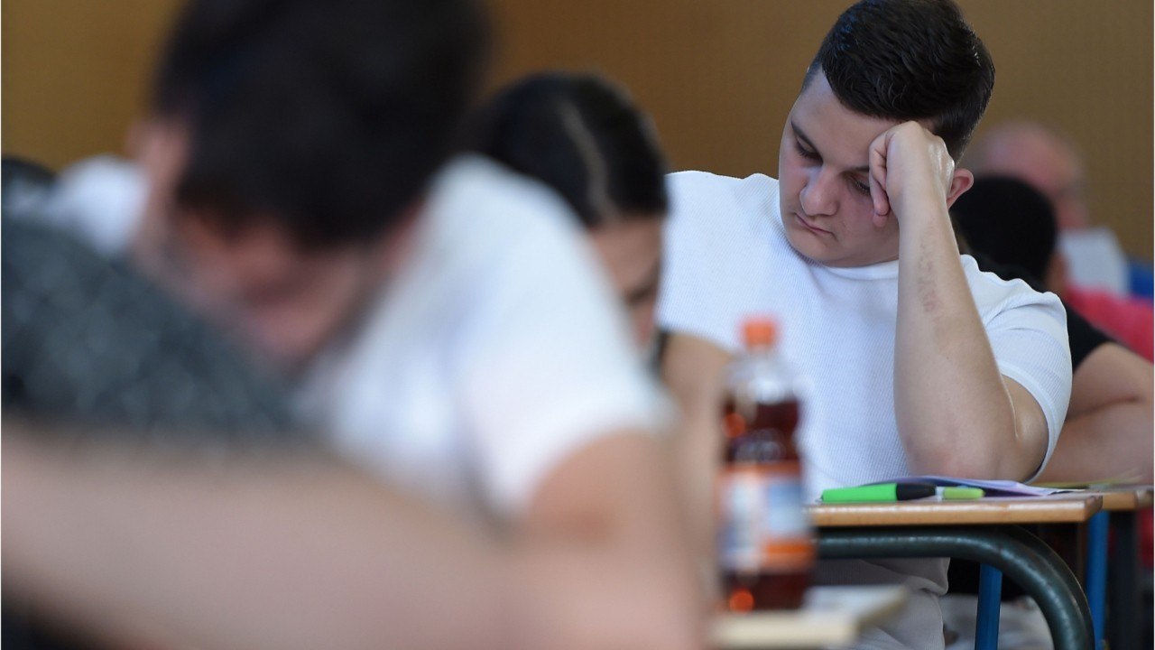 FEMME ACTUELLE - Baccalauréat: la correction des copies, ça rapporte combien?