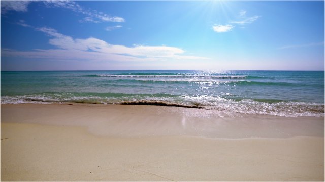 FEMME ACTUELLE - 4 erreurs beauté que l’on fait toutes lorsqu’on s’expose au soleil