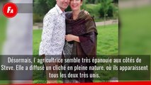 FEMME ACTUELLE - L'amour Est Dans Le Pré : Carole Présente Son Fiancé Et Dévoile Sa Jolie Bague De Fiançailles ! (1)