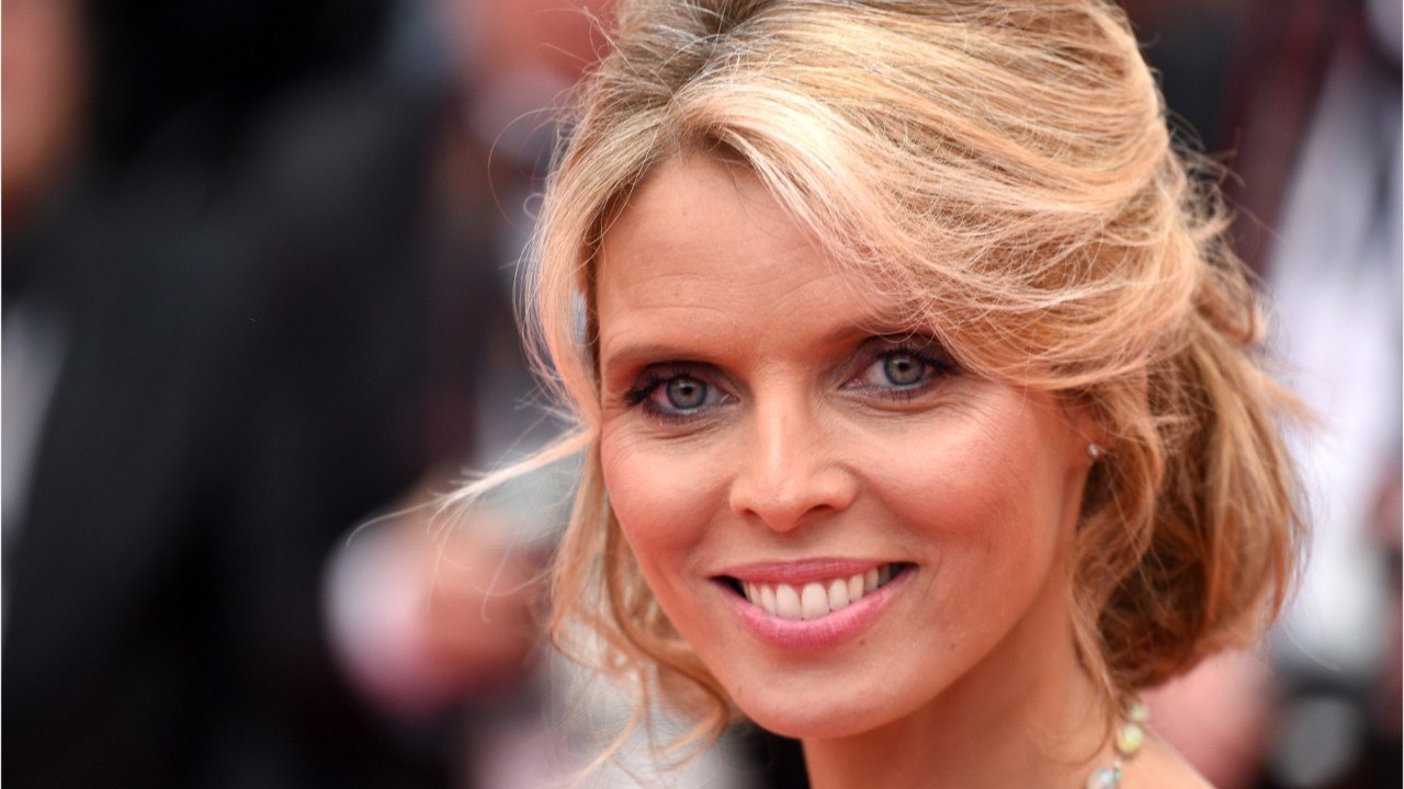 FEMME ACTUELLE - Miss France 2020 : une région quitte le concours de beauté, Sylvie Tellier s’explique