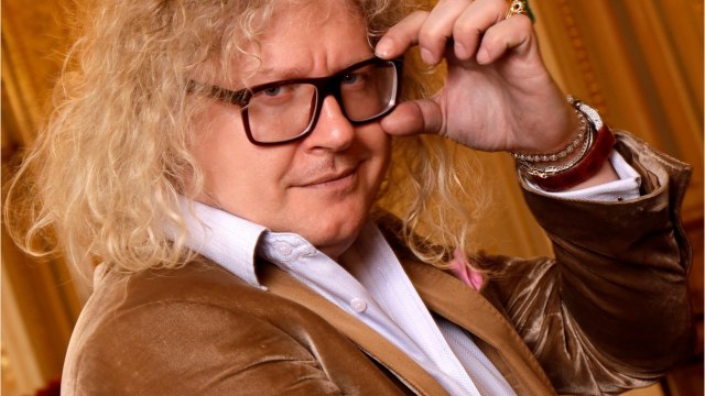 FEMME ACTUELLE - Pierre-Jean Chalençon évoque sa rencontre avec Alain Delon : “Il a été assez odieux”