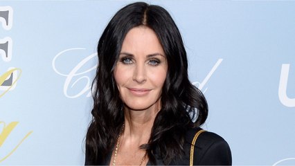 FEMME ACTUELLE - Courteney Cox publie un rare cliché des acteurs de Friends avant qu'ils soient connus