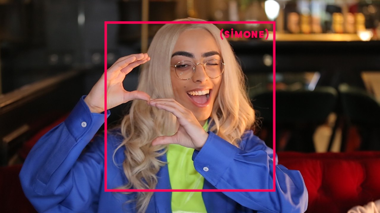SIMONE : Bilal Hassani