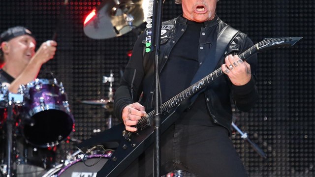 FEMME ACTUELLE - Metallica Surprend Le Stade De France En Reprenant Une Chanson De Johnny Hallyday (1)